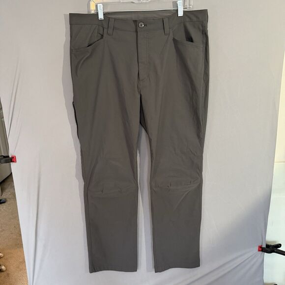 Eddie Bauer Tech Pants Mens 38x30 Gray Straight Nylon Blend Hiking Dad Outdoor - Picture 2 of 8
